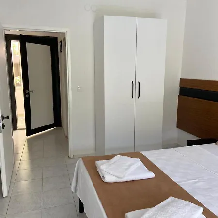 Hanli Apart-hotel